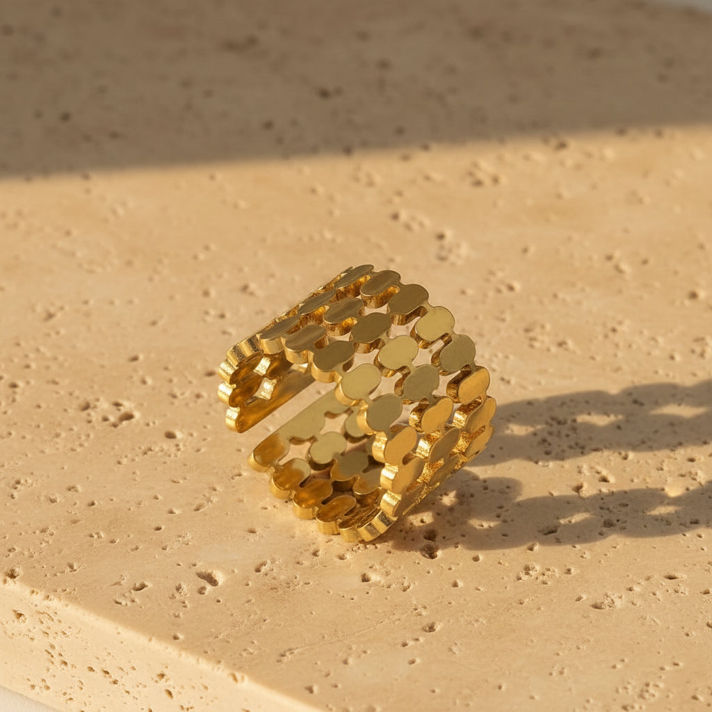 Cobbled Ring - B-256
