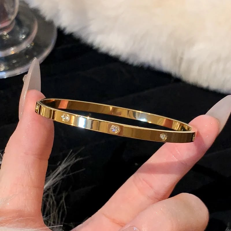 Timeless Bangle - B-258