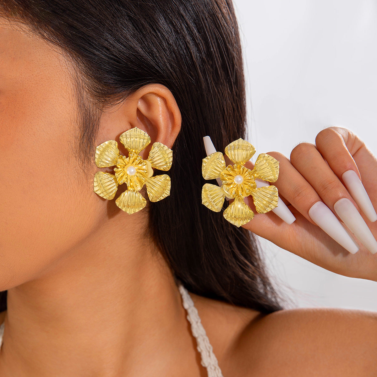 UNI-10765 - Gold Flower - Earring Style 2