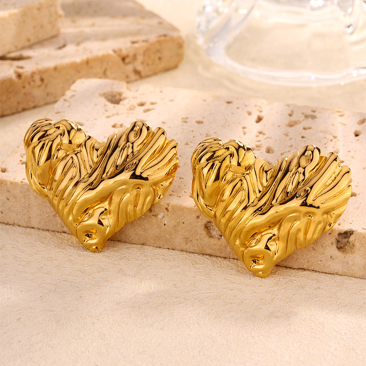Luvbug - Ear Studs - B-90136