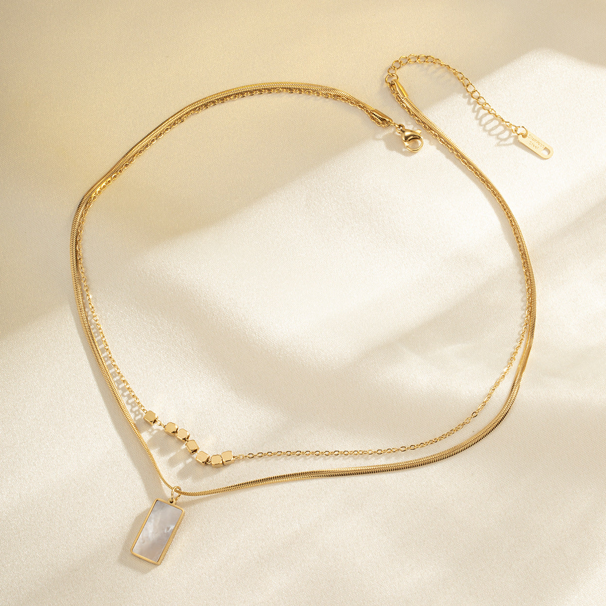 Pearlescent - Necklace - B-90005