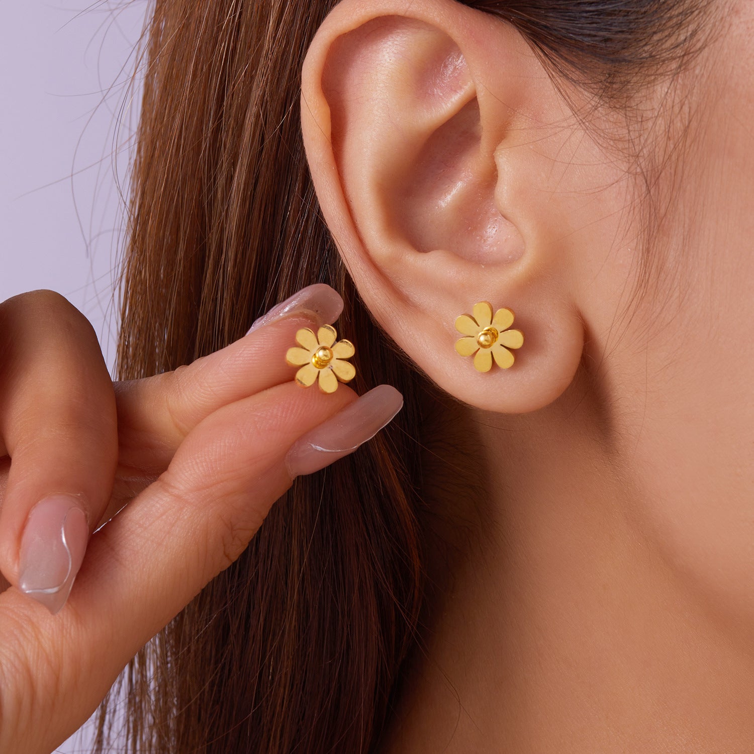 Daisy - Ear Studs - B-256
