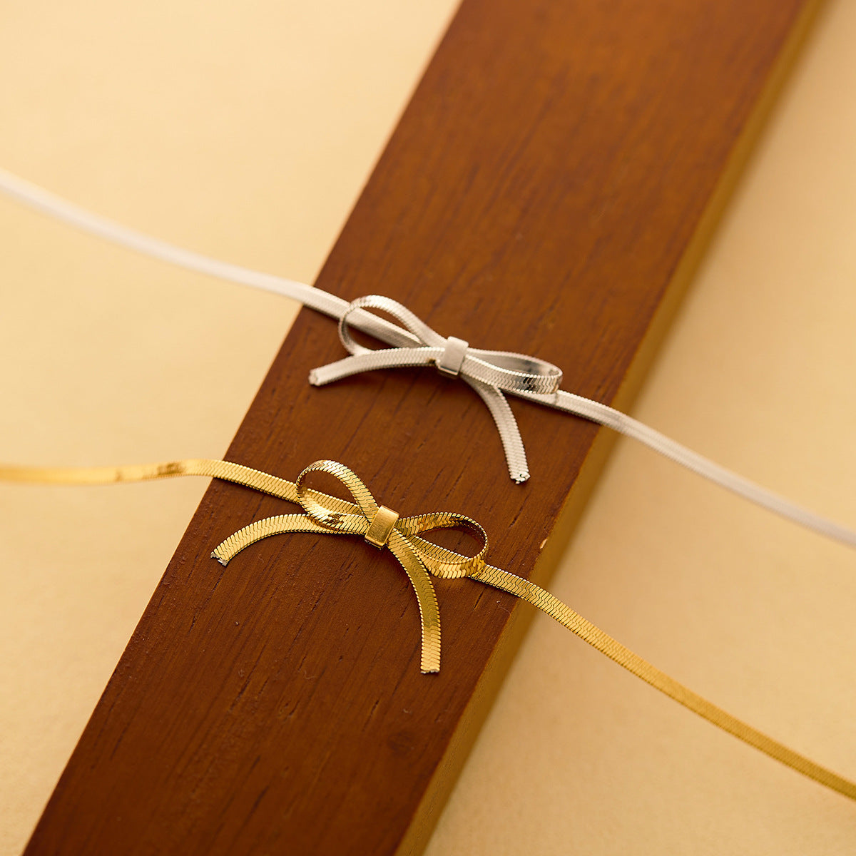 Golden Coquette - Necklace - B-90029