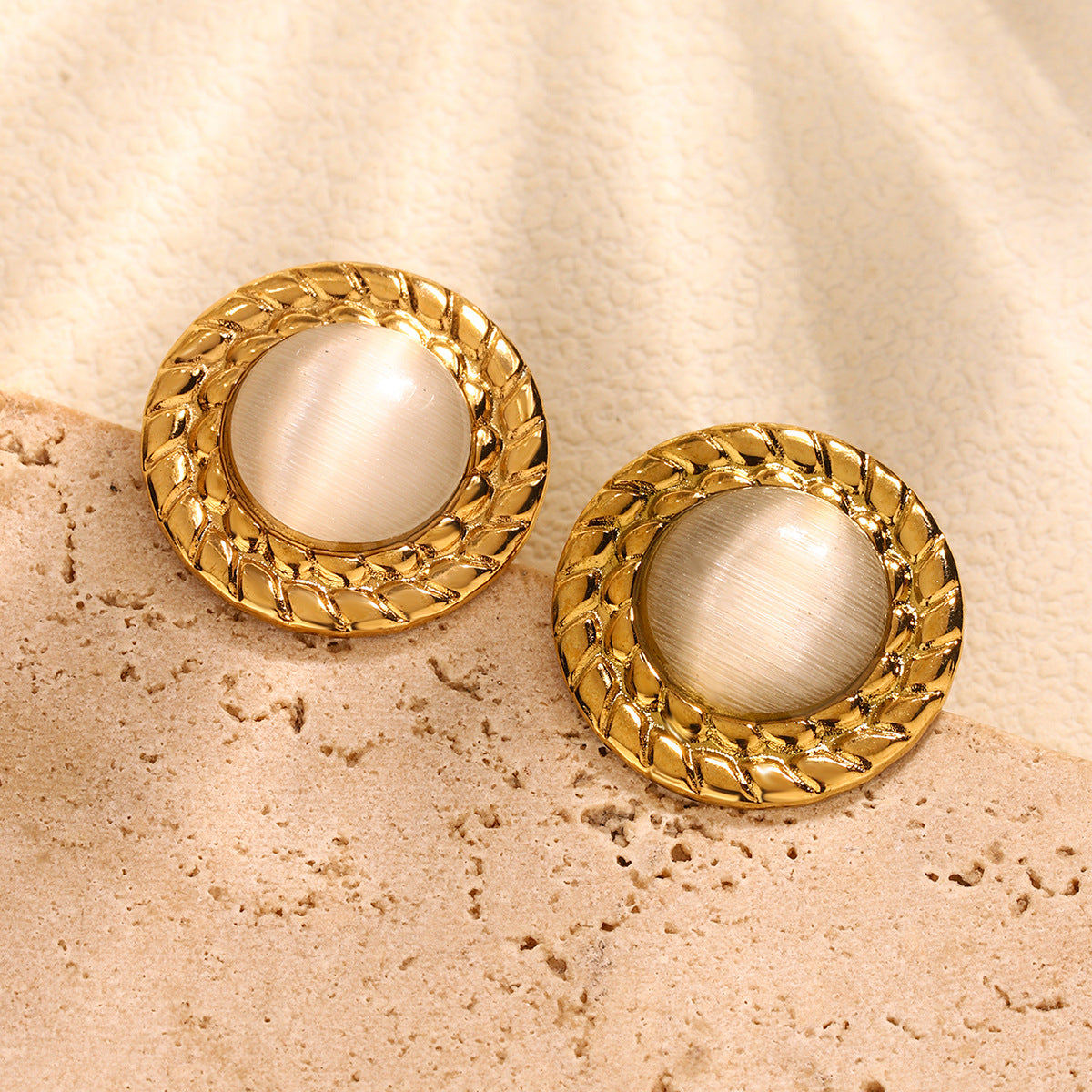 Molten - Ear Studs - B-90150