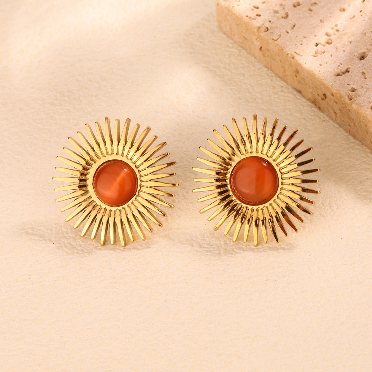 Solara - Rust Ear Studs - B-90131
