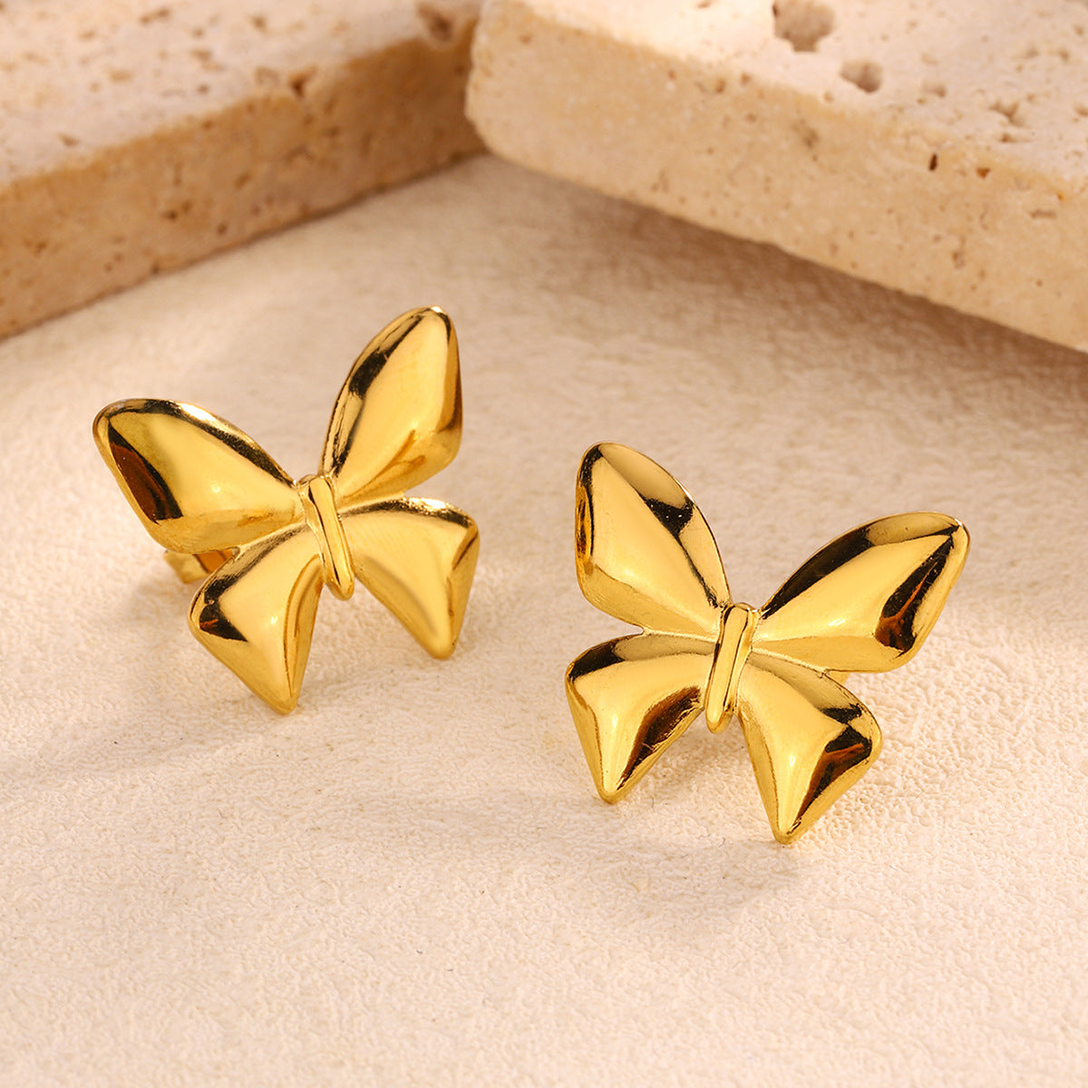 Adonis - Ear Studs - B-90141