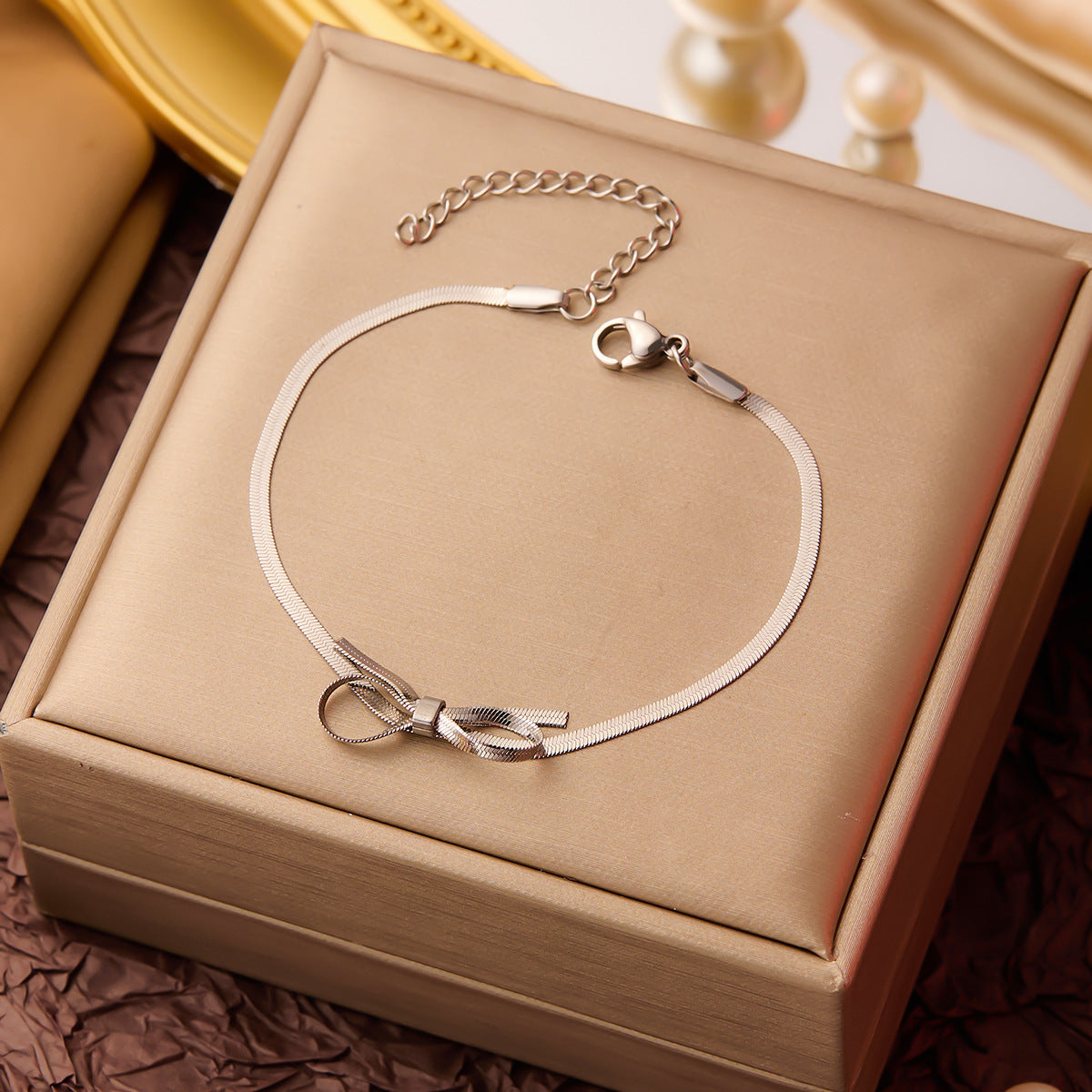 Silver Coquette - Bracelet - B-90032
