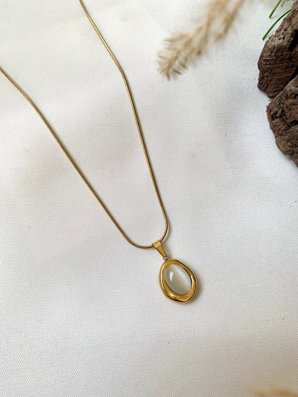 Cateye Necklace - B-283