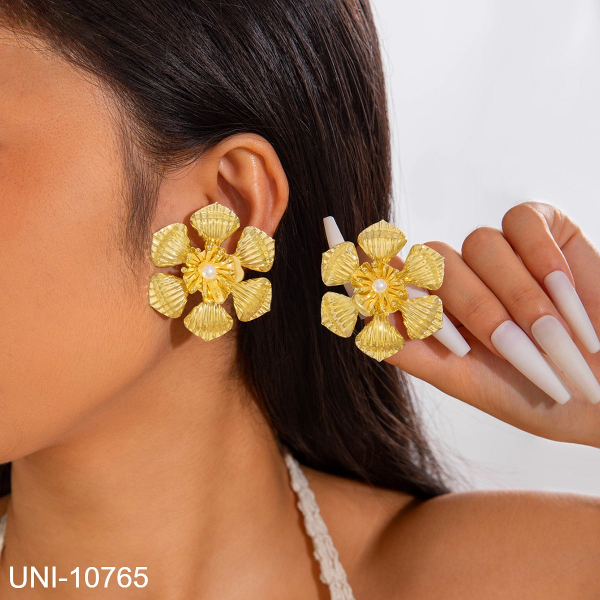 UNI-10765 - Gold Flower - Earring Style 2