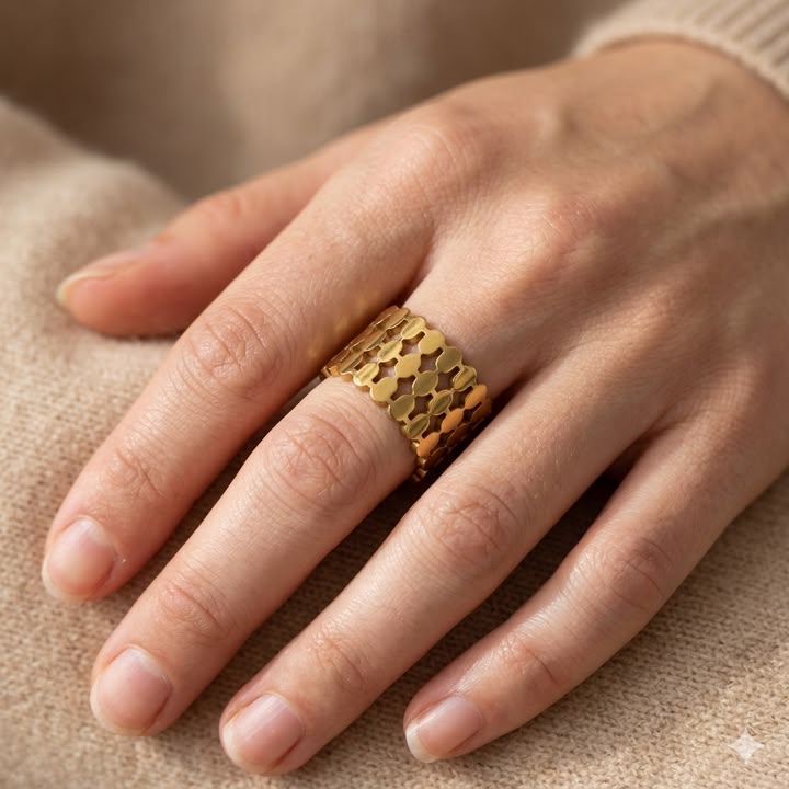 Cobbled Ring - B-256