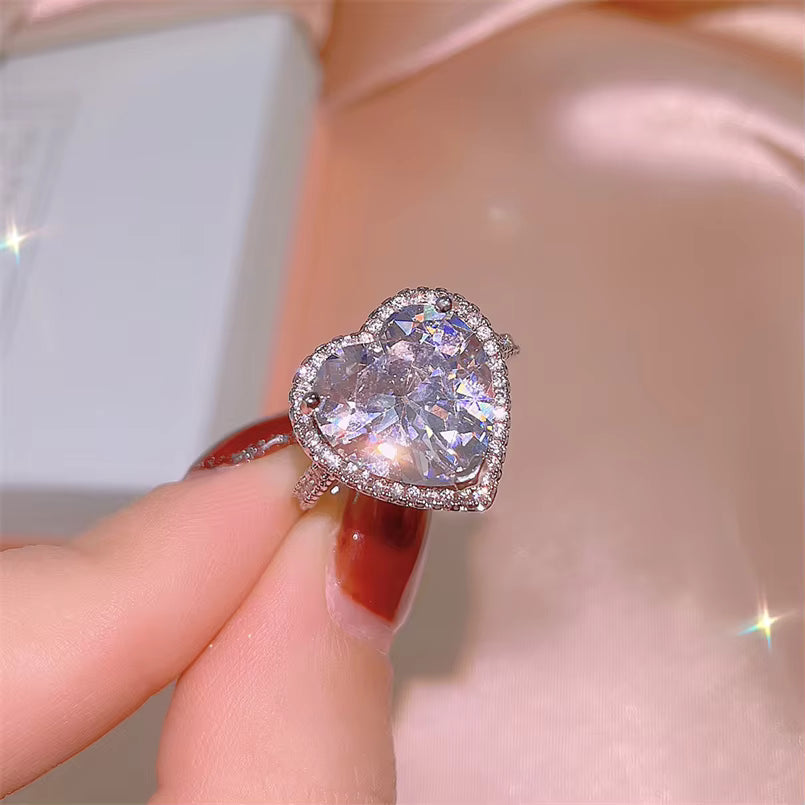 UNI-11021-3 - Crystal Heart Diamond Silver - Ring