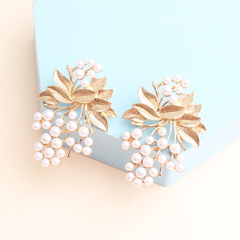 UNI-11598 - Luxury Pearl Leaf - Earring