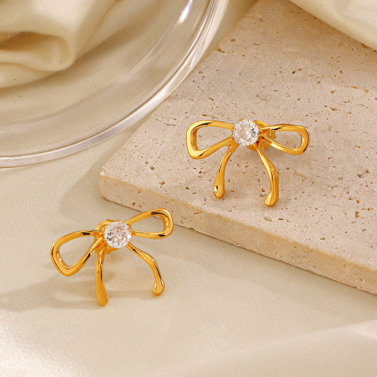 Bow- Ear Studs - B-90250
