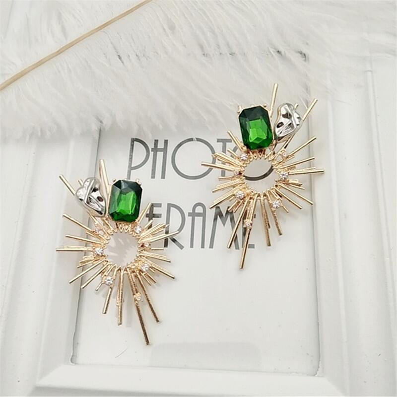 UNI-11606 - Green Gem Elegant Foiled Flower - Earring