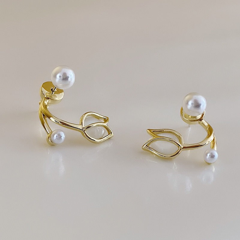 Pearl Rosebud - Ear Studs